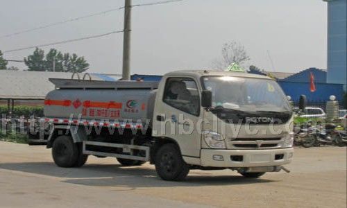 Foton Aoling 3360 mm Wheelbase Fuel Tanker